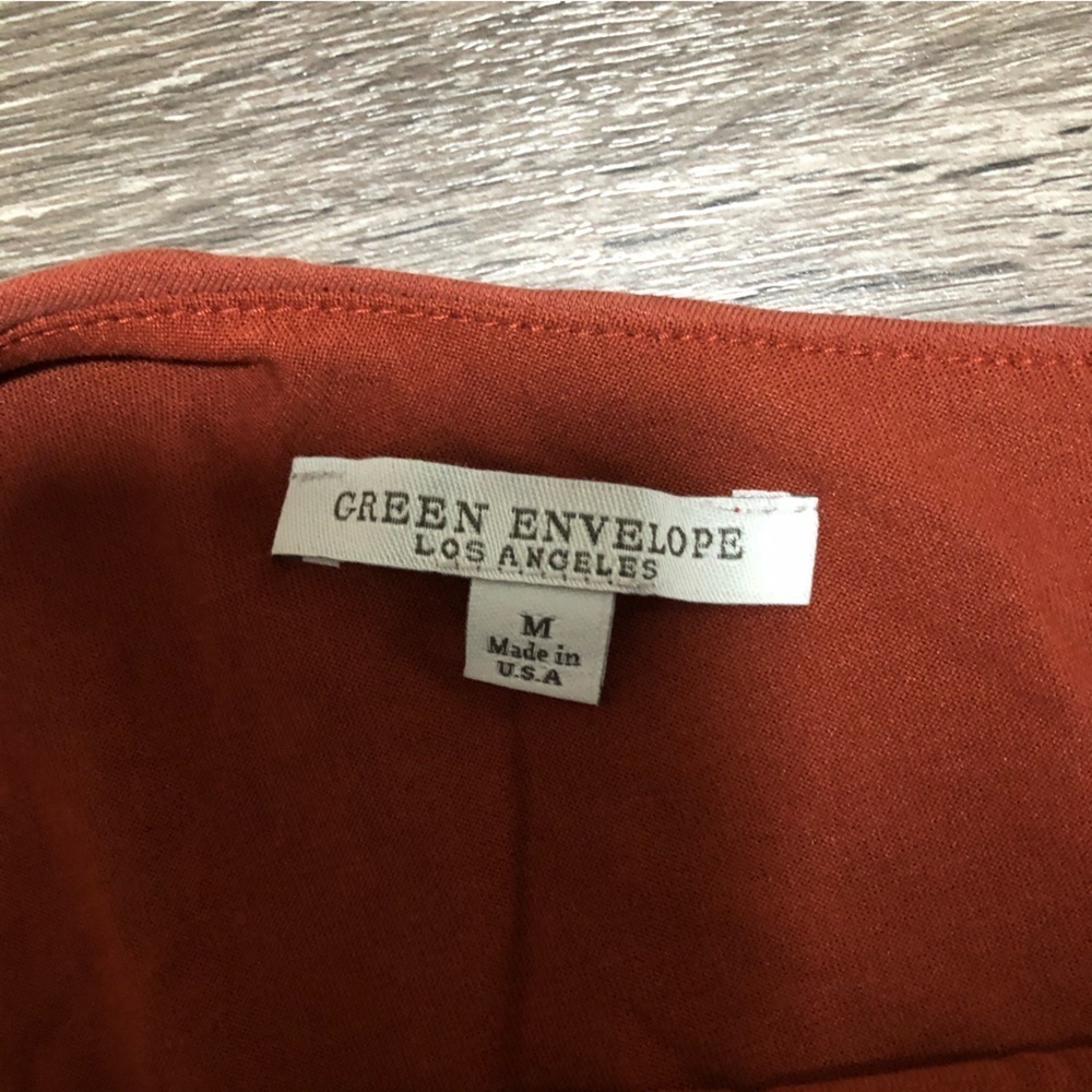 Green Envelope Rust One-Shoulder Velvet Tank - Picture 3 of 3